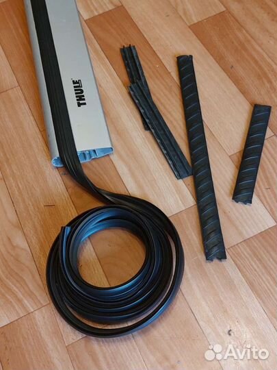 Резинка в т-паз дуг Thule