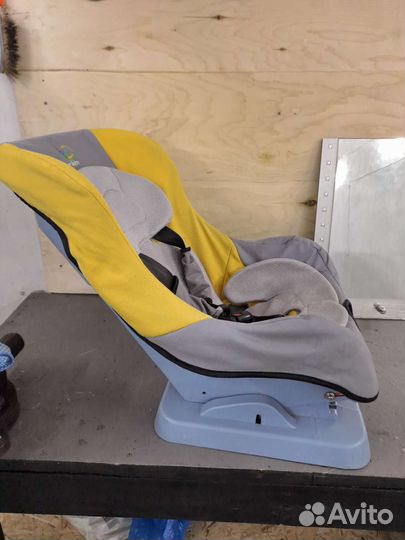Детское авто кресло