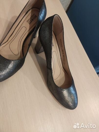 Туфли праздничные 38 размер Белвест