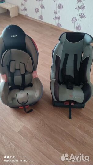 Автомобильное кресло