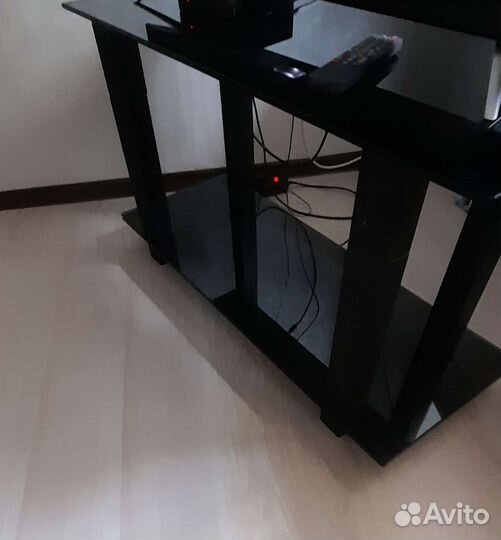 Подставка под телевизор