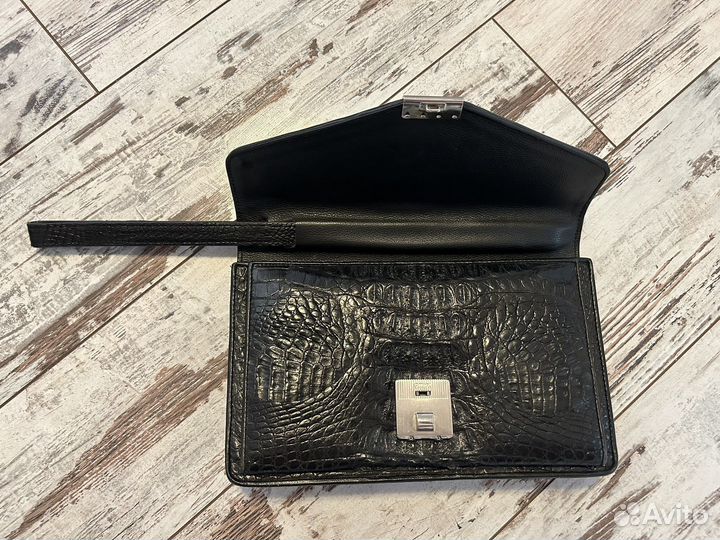 Барсетка River из кожи крокодила