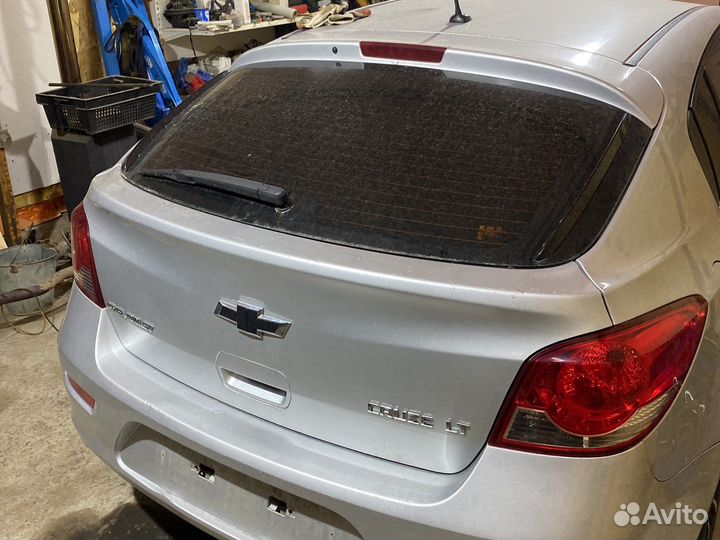 Крышка дверь багажника Chevrolet Cruze хэтчбек