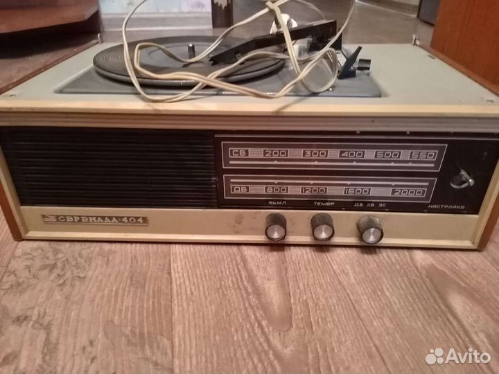 Виниловый проигрыватель Серенада 404