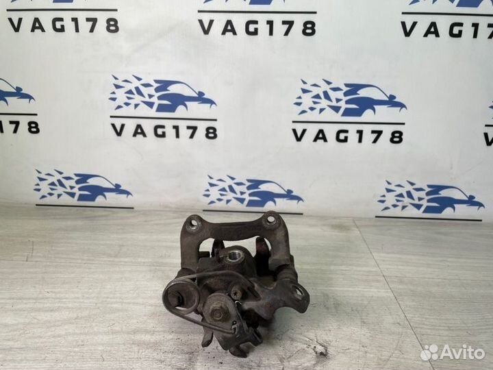 Суппорт задний левый Audi A4 B7 BRB 1.9 TDI 2007