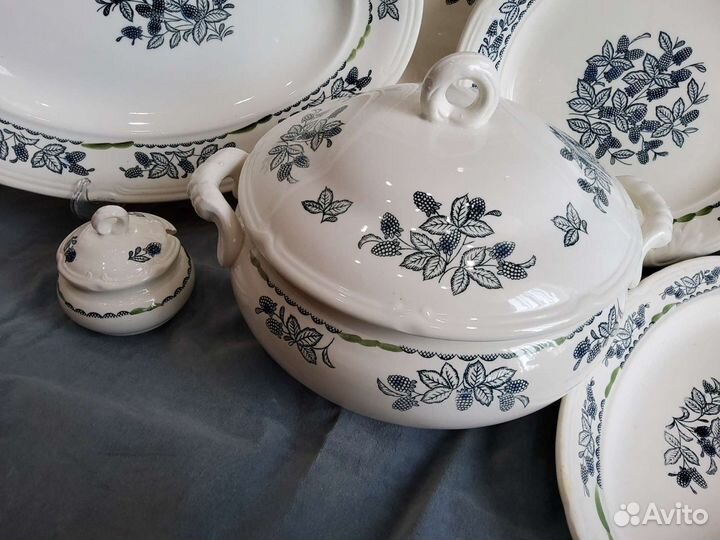 Набор столовой посуды