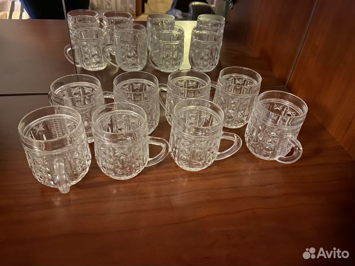 Кружки хрустальные забронирован