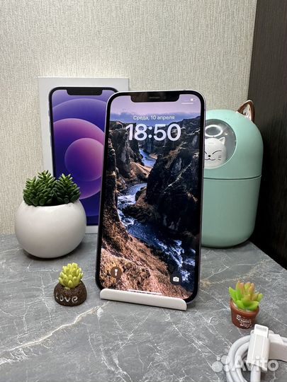 iPhone 12, 64 ГБ