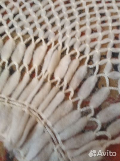 Старинная накидка на плечи женская