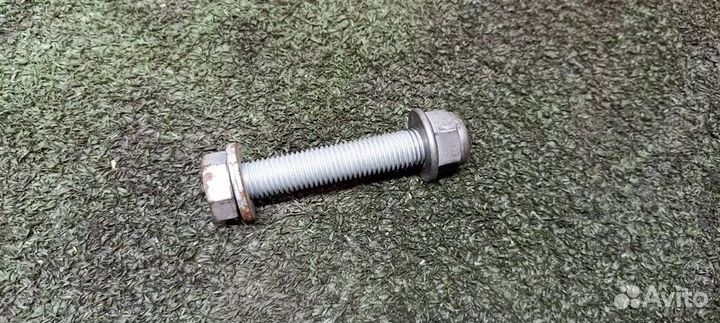 Болт Audi A6 C7 4G