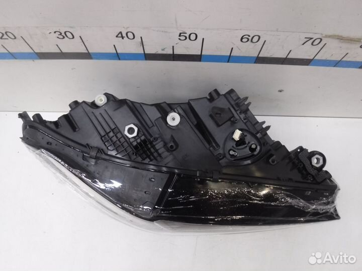Фара правая на BMW X5