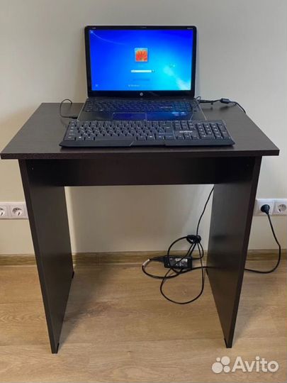 Стол письменный,компьютерный, рабочий