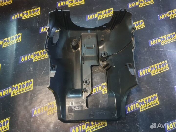 Кожух рулевой колонки нижний Honda Civic