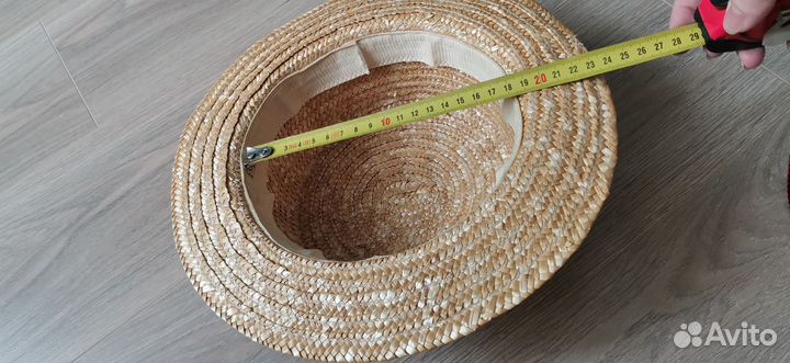 Соломенная шляпа канотье