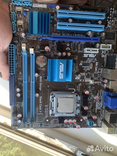 Материнская плата