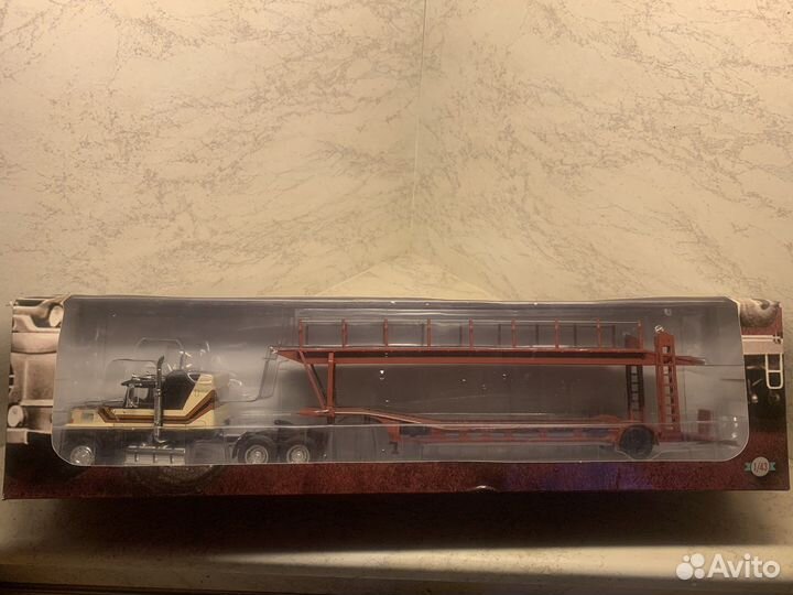 Модель Ford 9000 LTL и Freightliner FLD120 1:43