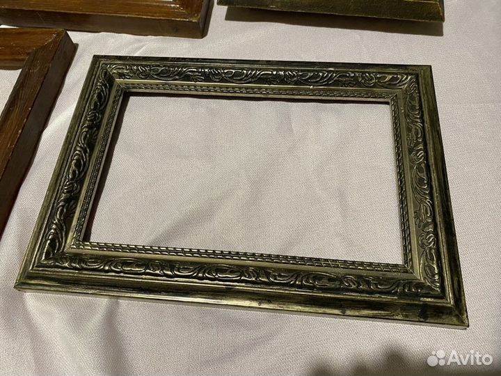 Рамки для фото и картин