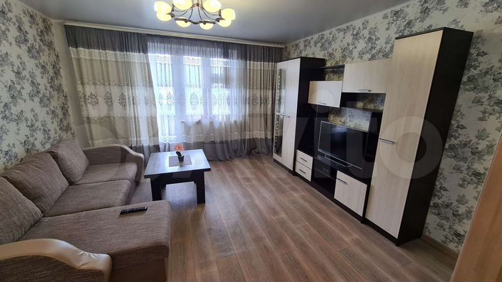 2-к. квартира, 60 м², 8/9 эт.