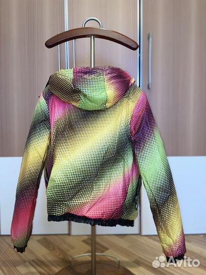 Ветровка женская