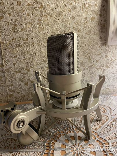 Студийный микрофон neumann tlm 103 реплика