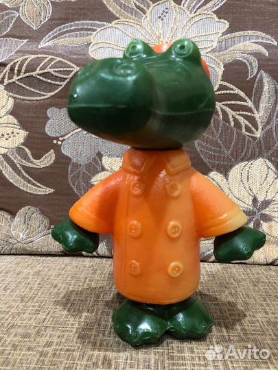 Игрушка крокодил Гена СССР