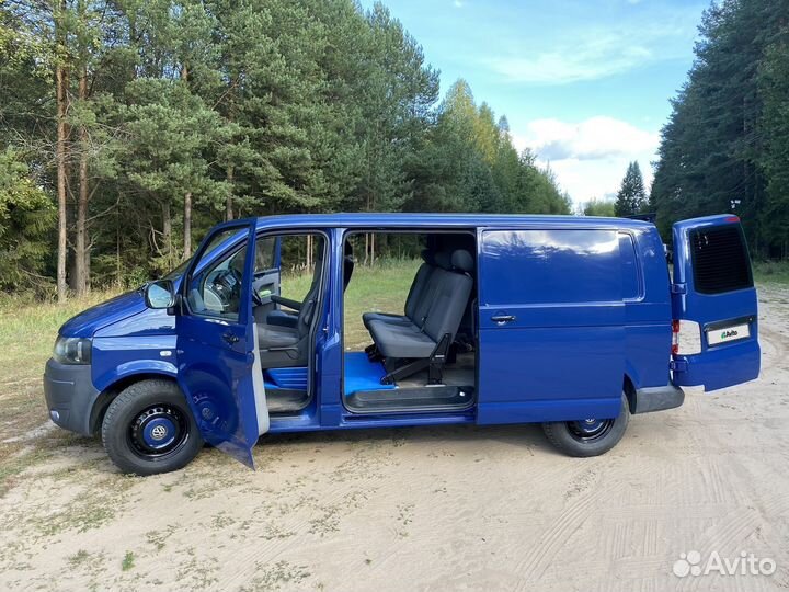 Volkswagen Transporter 2.0 МТ, 2011, 289 000 км
