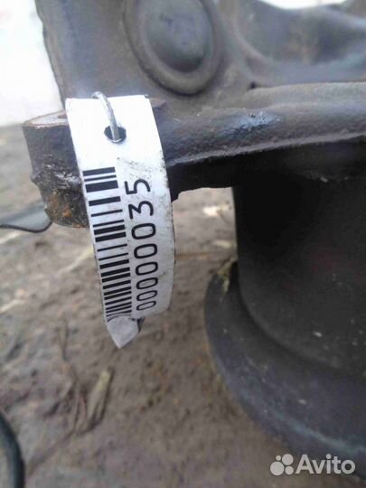 Кулак поворотный правый BMW 3-Series E92