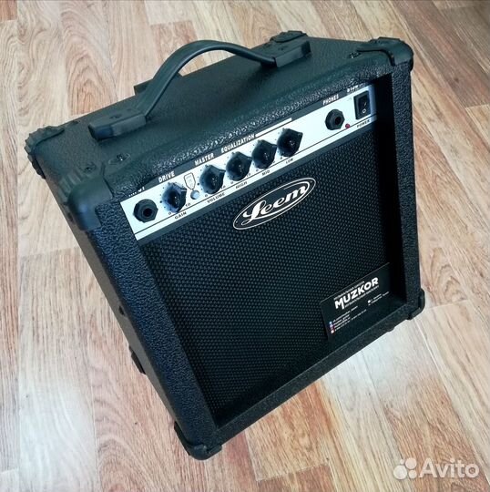 Комбоусилитель