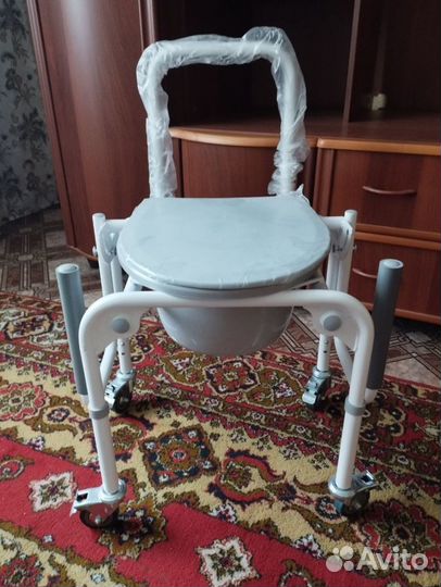 Кресло туалет для инвалидов