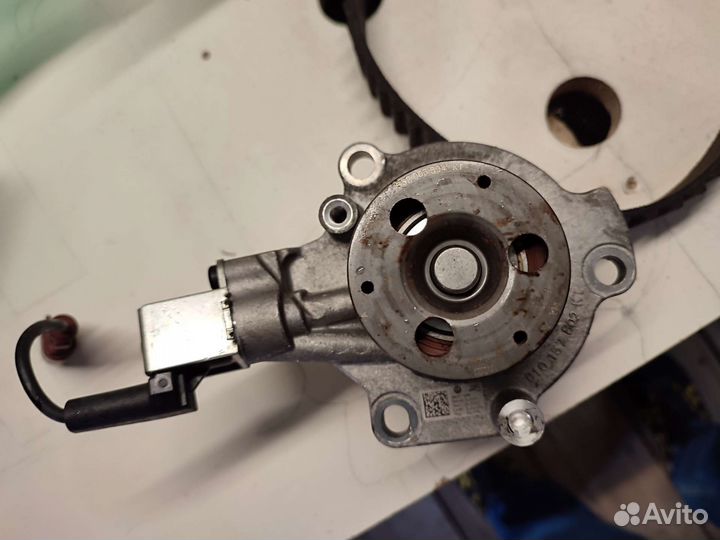 Помпа,Комплект грм Passat B8,sharan 2016+ года tdi