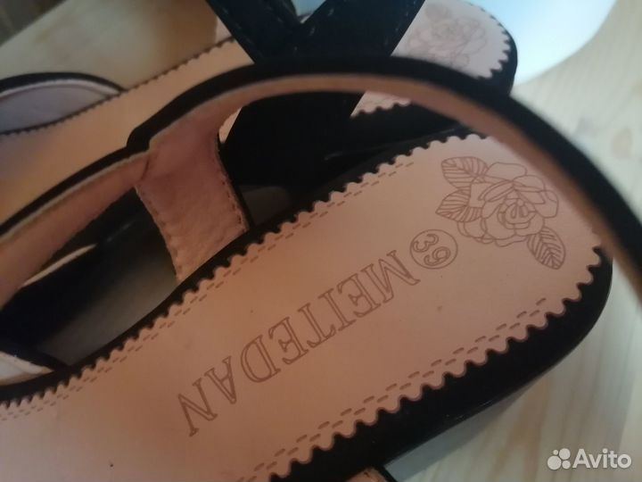 Бархатные босоножки