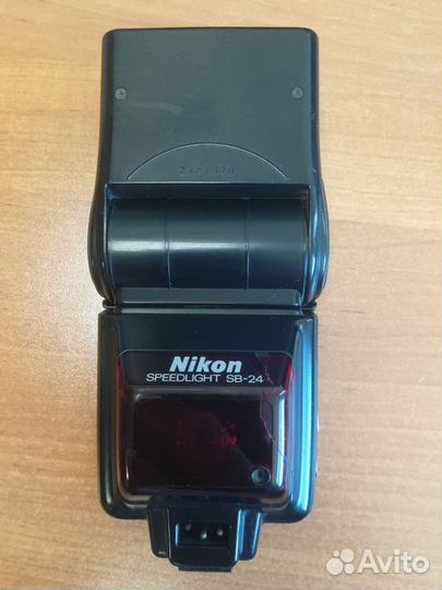 Вспышка nikon SB-24