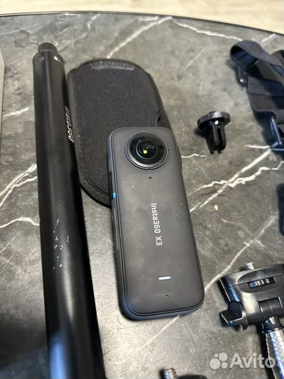 Экшн камера insta 360 x3 + доп. крепление