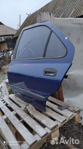 Задняя левая дверь Peugeot 406