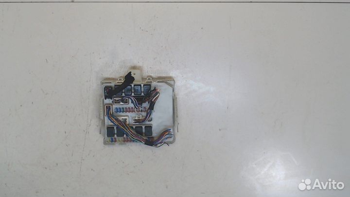 Блок предохранителей Infiniti QX56, 2004