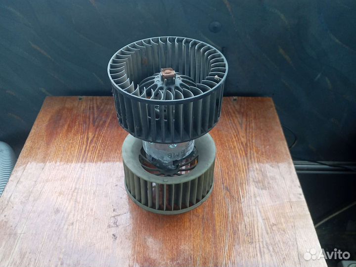 Моторчик отопителя BMW E36