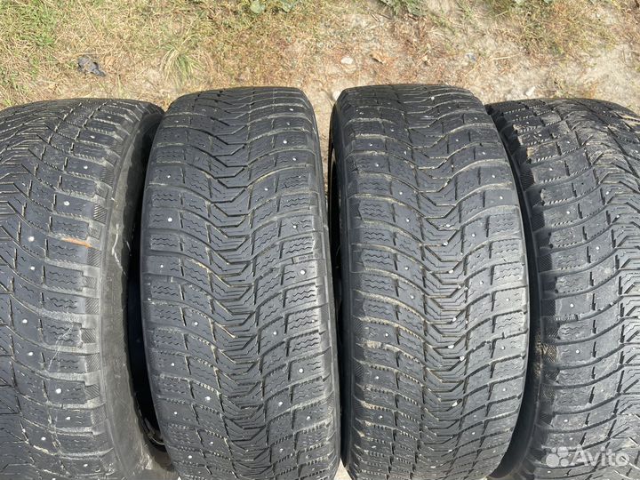 Michelin X-Ice North 3 205/55 R16 94T