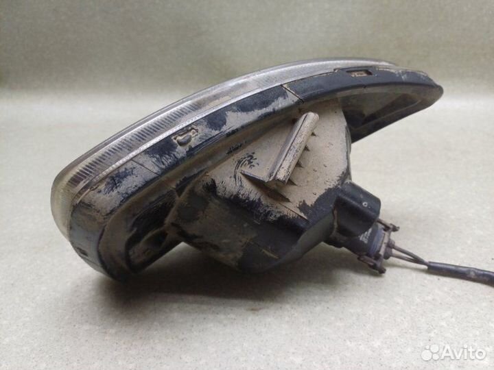 Фара противотуманная передняя правая Kia Cerato 1