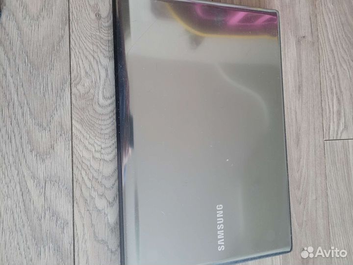 Ноутбук samsung