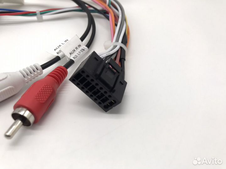 Активатор штатного усилителя canbus Toyota, Lexus