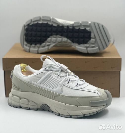 Nike Vomero 5 Roam Белые