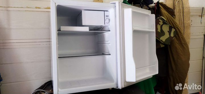 Холодильник маленький Tesler