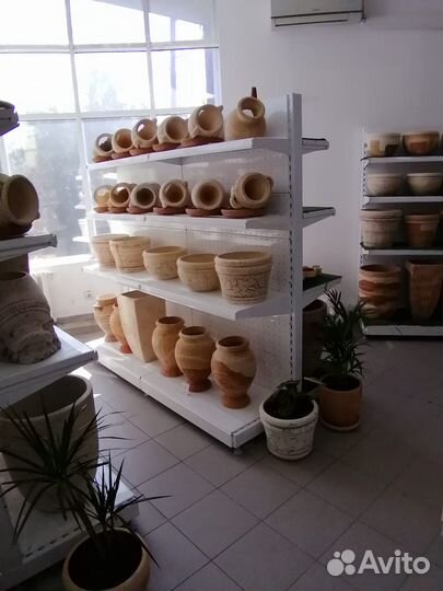 Горшки, амфора, фигуры из глины шамот