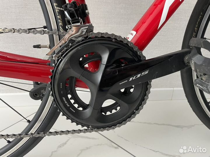 Шоссейный велосипед Apex edge