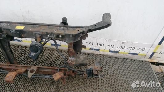 Передняя панель крепления облицовки (телевизор) ni