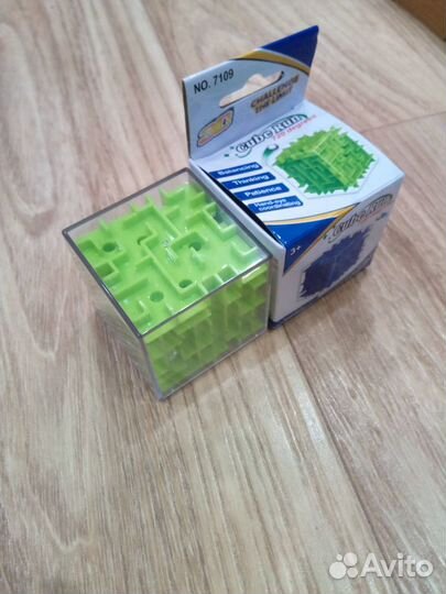 Игрушки, книги