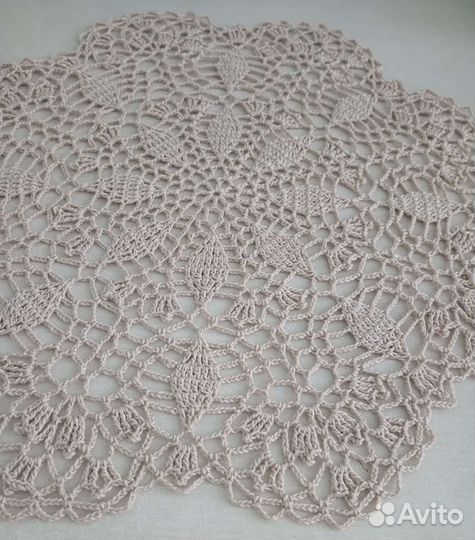Салфетка вязаная.Новая. Ручная работа