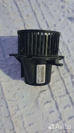 Мотор отопителя печки citroen c4/peugeot 307