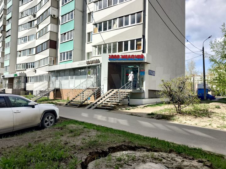 Торговая площадь, 67.9 м²