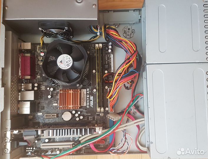 Маленький системник Intel E6600, 4гБ, ATI 5570 1Гб